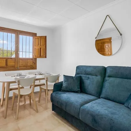 Luxe Apartment, Chill Out, 10 Min * Alicante