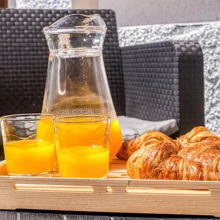 Luxe Apartment, Chill Out, 10 Min